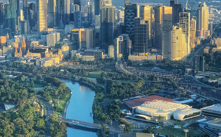 Landscape view of Melbourne city, Yarra River and surrounding parks